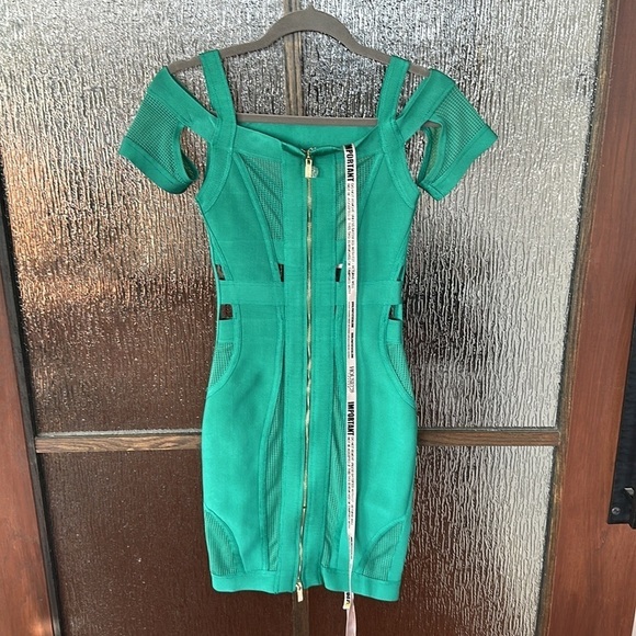 House of CB Caltina Bandage dress in green size XS new with tags. - Picture 6 of 10